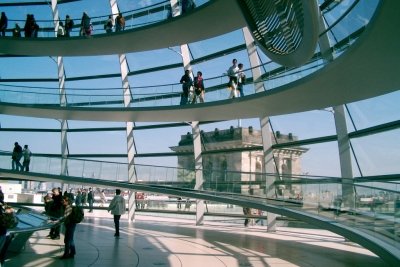 Bundestag - Täglicher Weg eines Staatssekretärs.